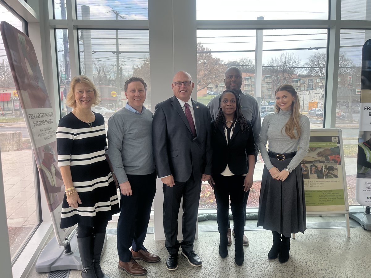 So Others Might Eat tweet media