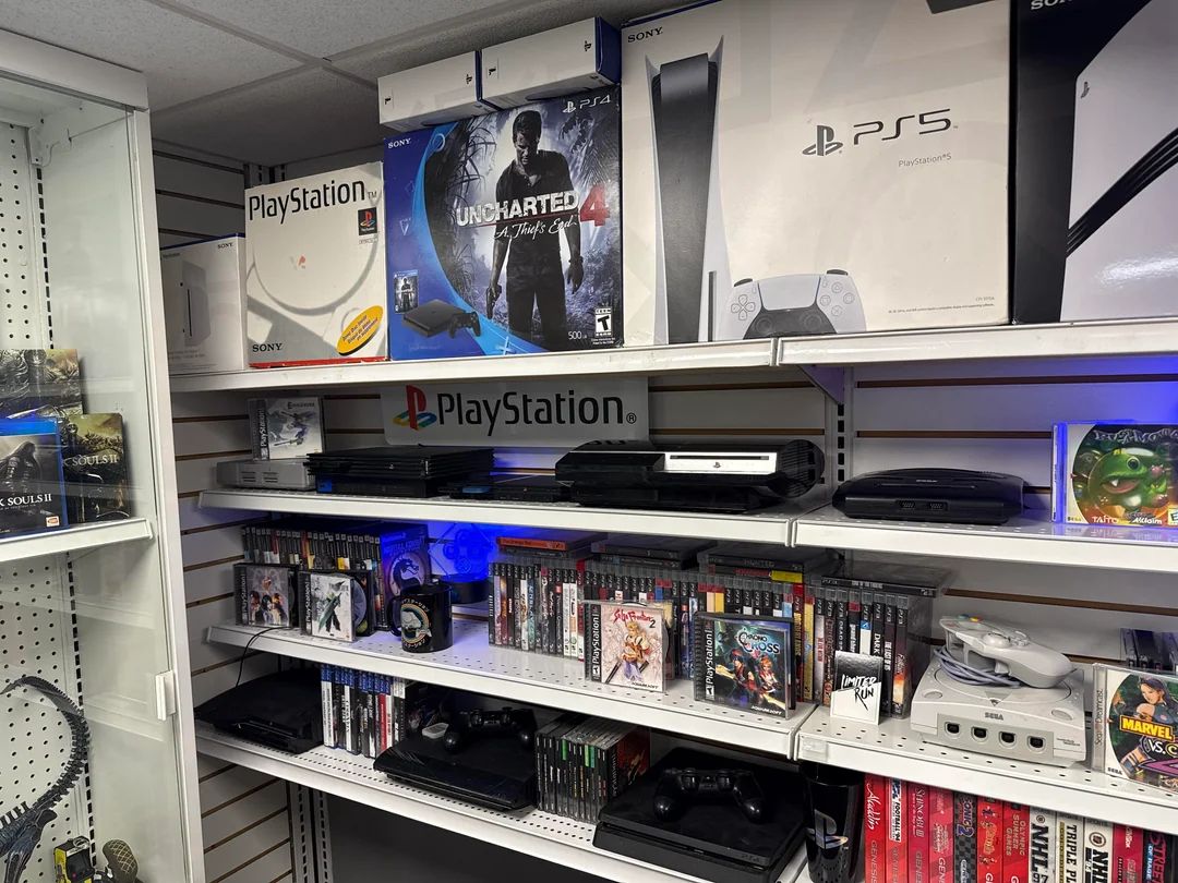 Dexerto's tweet image. A game collector built a replica GameStop in his basement to use as storage for his collection