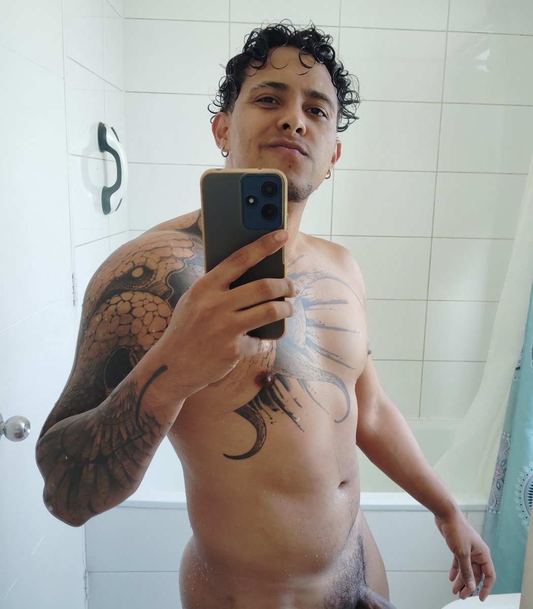 elanto_15's tweet photo. Besitos 😘 https://t.co/fjoqRcGNYy