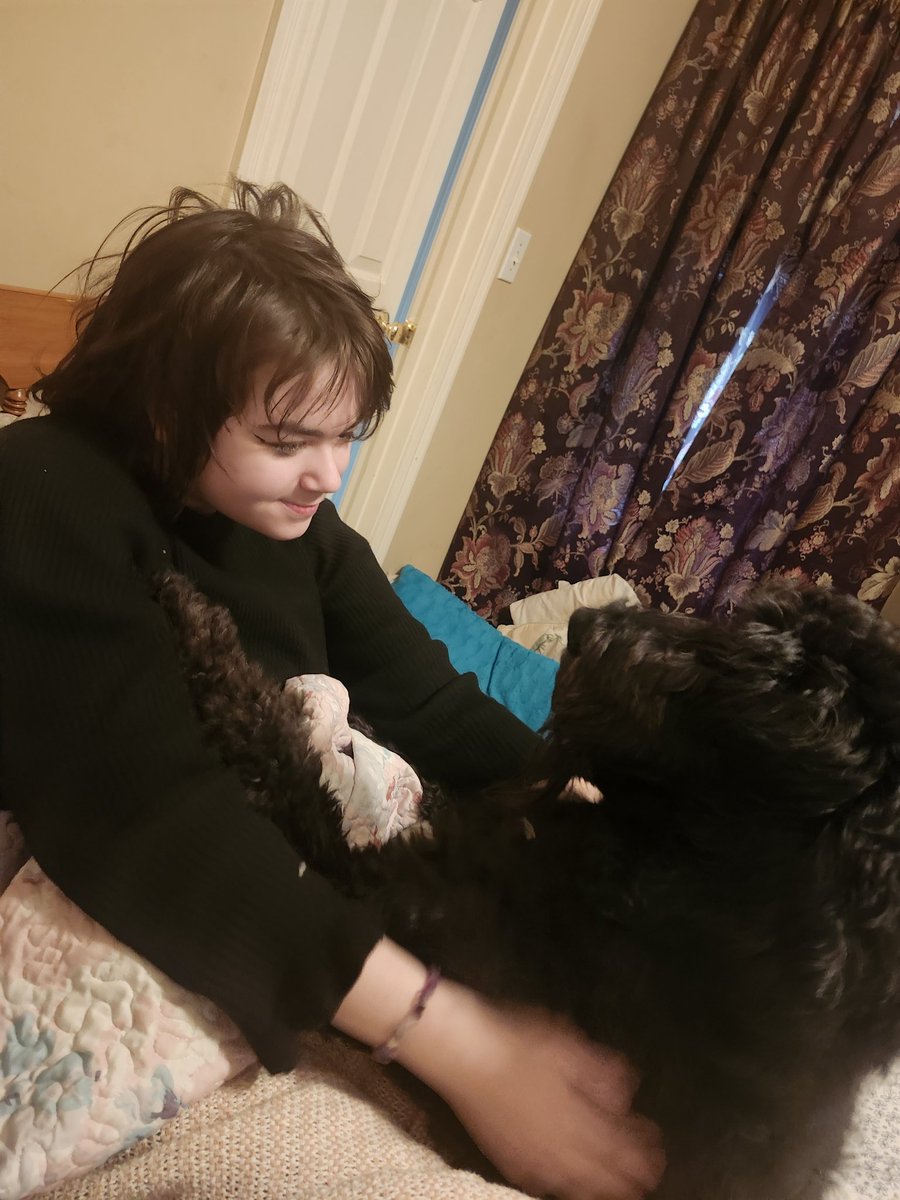 DRUGANDDOMINOS's tweet image. 2024 vs 2026... i missed my friend 🫶