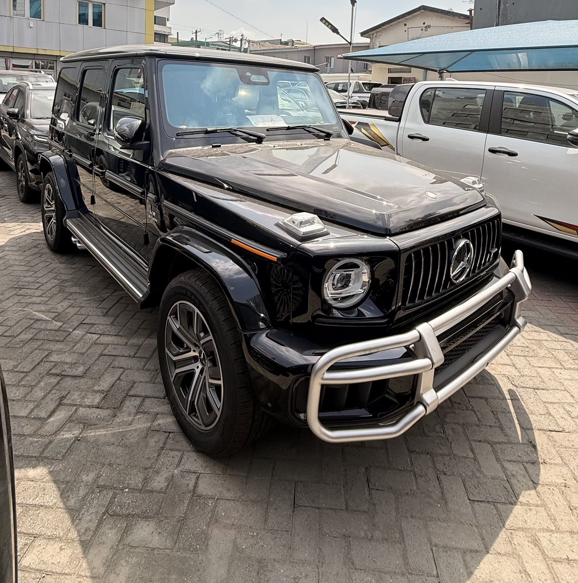 ardocars_'s tweet photo. 🚘 Unleash Power &amp; Prestige – 2024 Mercedes-Benz AMG G-63
Command the road with unmatched style and performance.
4.0L V8 Biturbo Engine 
Luxurious Leather Interior 
Advanced MBUX Infotainment System 
Iconic Boxy Design &amp; LED Lighting 
Own the legend. 
DM Ardo Cars 08113890407 https://t.co/CRzuXiVcqt