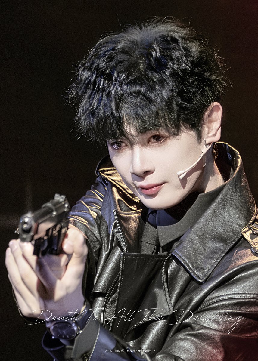 260106 보더라인 커튼콜 박규원 배우님 [June]

"죽어 마땅한 자에게 죽음을"