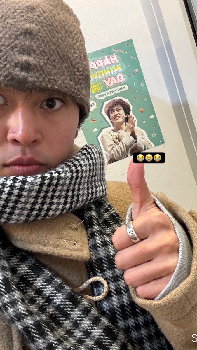collection_mog's tweet photo. 𝟸𝟶𝟸𝟻 ʜᴀᴘᴘʏ ᴍɪɴɢʏᴜ ᴅᴀʏ

생일 당일 방문한 민규 배우님 🙇‍♀️
행복한 생일 되었기를 빌며
반가운 소식 기다릴게요!

새해 복 많이 받으세요❤️

#ʜᴀᴘᴘʏ_ᴍɪɴɢʏᴜ_ᴅᴀʏ https://t.co/rF3HEtYAah