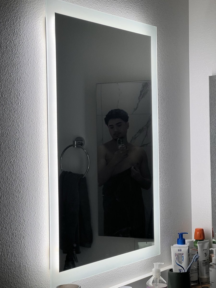 BiLatinKen's tweet image. 