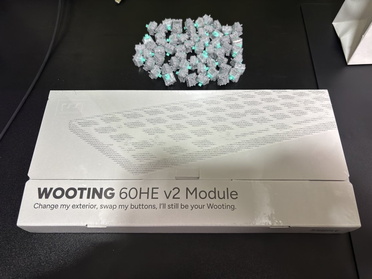 wooting 60HE V2の通常スペースモジュール届きまさした 分割スペース