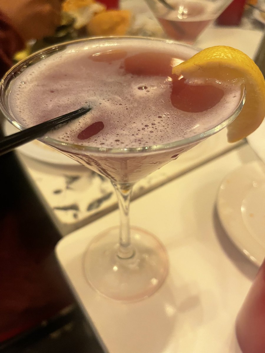 that girl tweet media