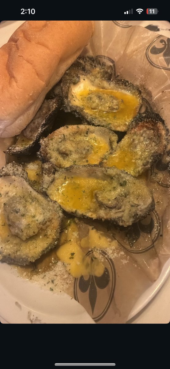 that girl tweet media