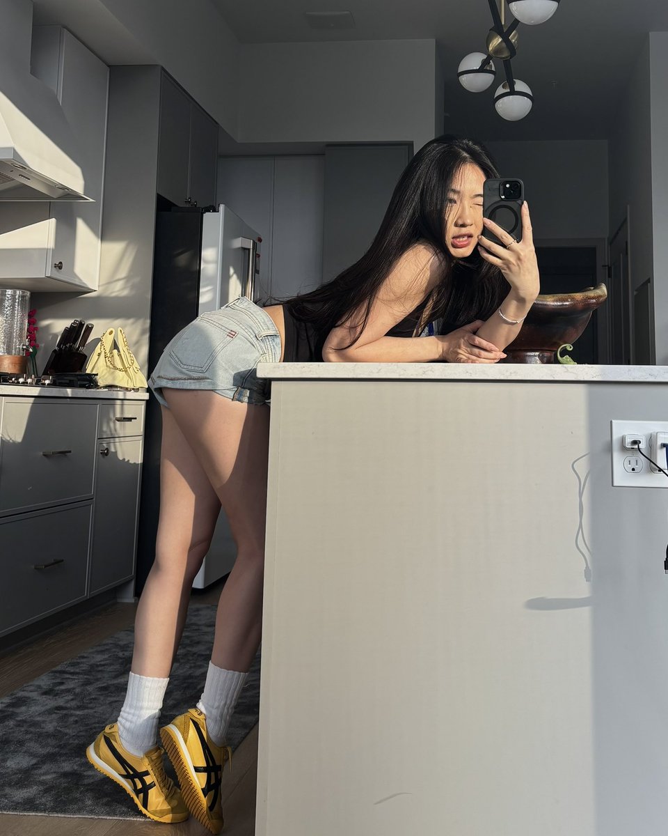 all of you are in shoe jail, ordered by me!!