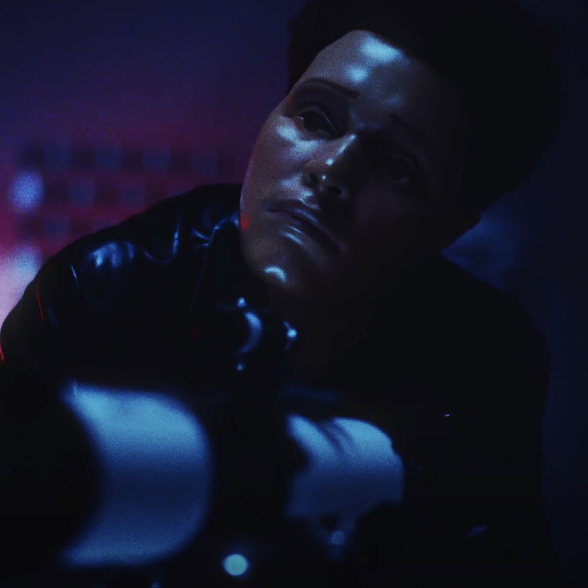 PopCrave's tweet image. “Is There Someone Else?” by The Weeknd has reached 1 BILLION streams on Spotify.

It’s his 30th song to achieve this.