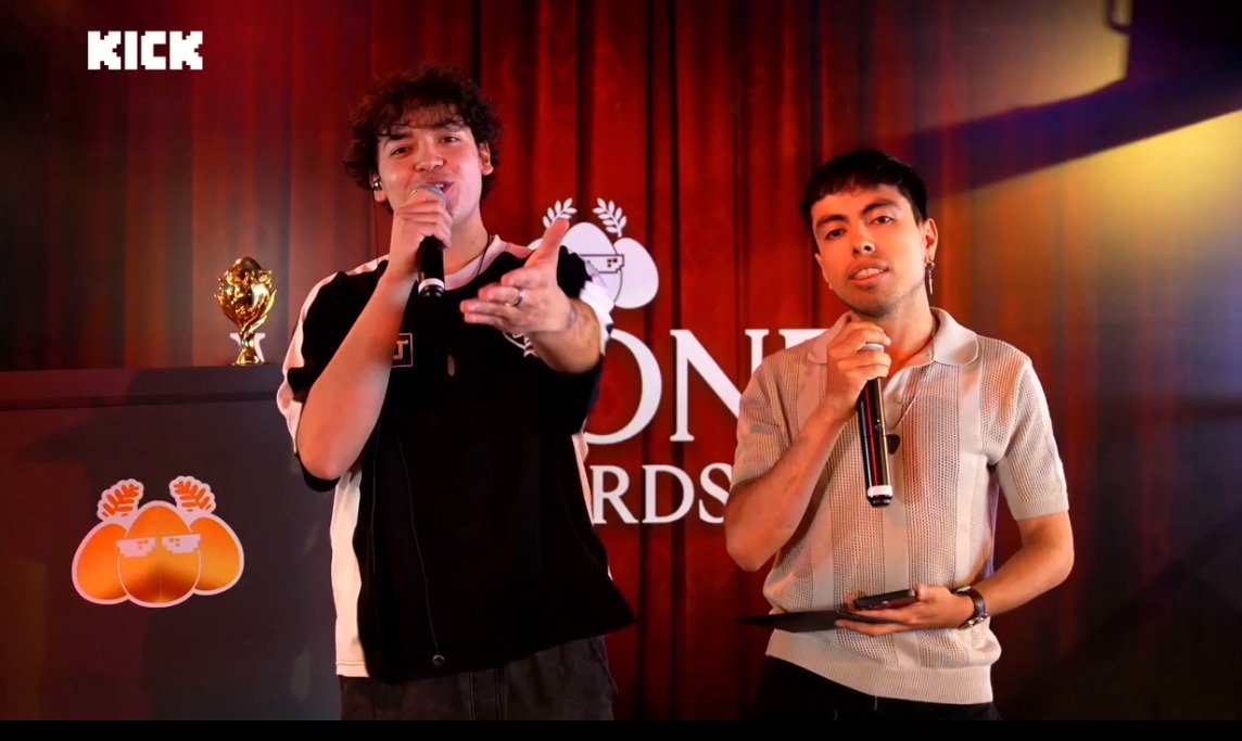 EstailusUpdate's tweet image. 🥚 — | ♥️🧡

#WebonesAwards2026