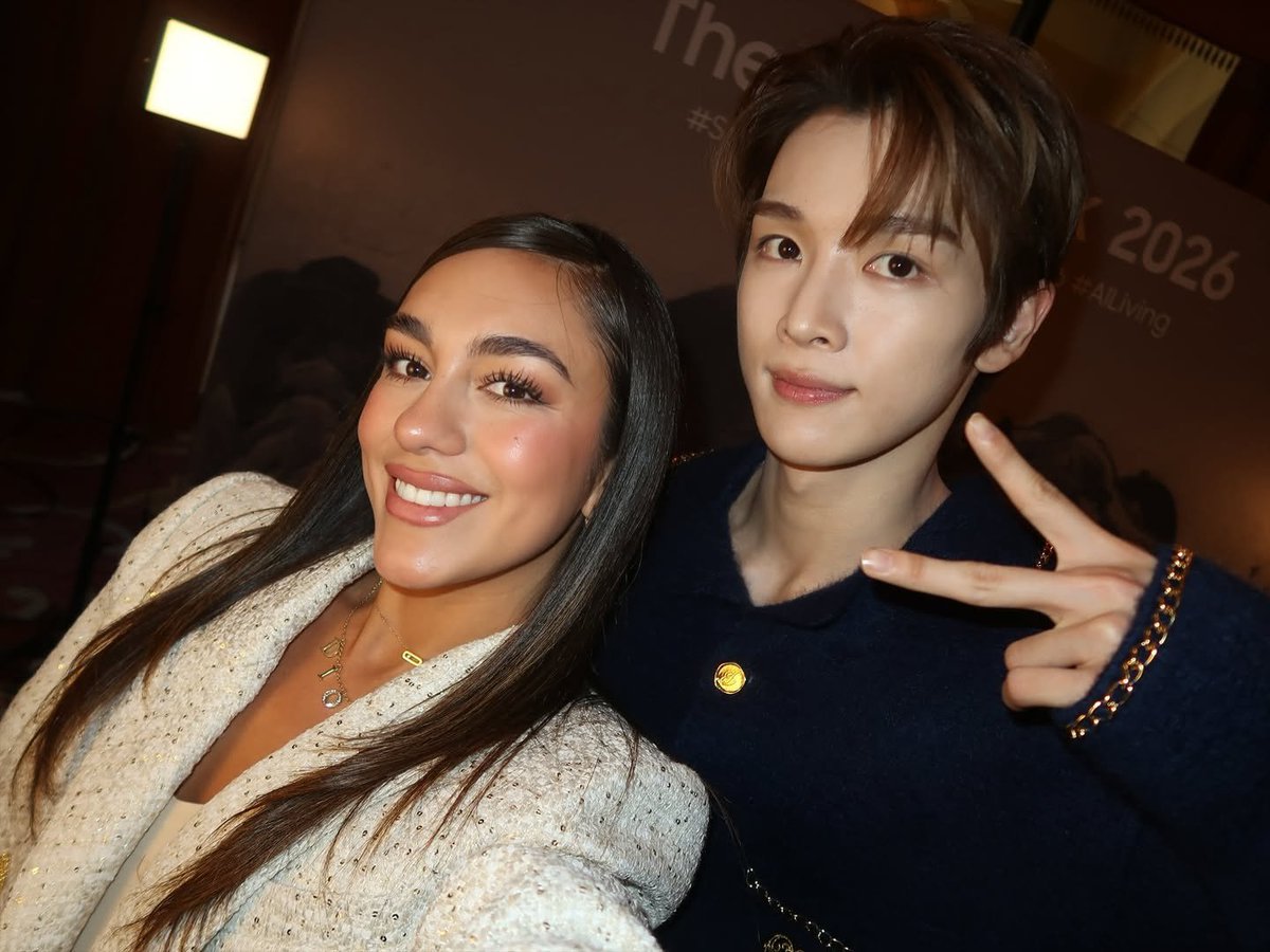 성찬이 인플루언서분이랑 사진찍은거 진심 너무 잘생겼네