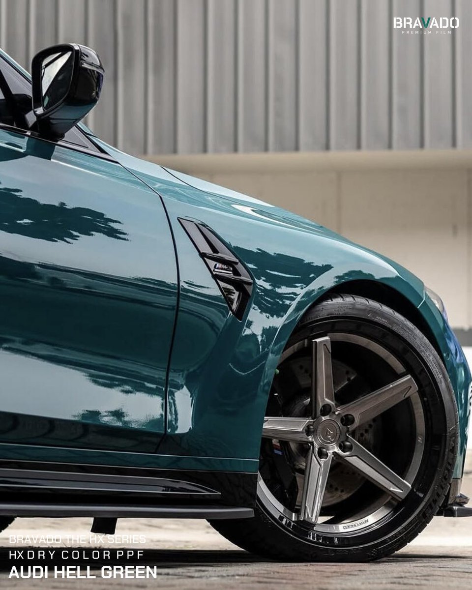 bravaod's tweet photo. BRAVADO HX SERIES – AUDI HELL GREEN
純正感のヘルグリーンをDRY COLOR PPFで表現。
深みある鮮やかなトーンと上品な艶で、スポーティーさとラグジュアリーを両立。 
📩 購入：DM または bravado202103@gmail.com
#Bravado #HXSeries #DRYCOLORPPF #AUDIHELLGREEN #カラーPPF #PPF #カーラッピング https://t.co/f6JSd4Ab6G