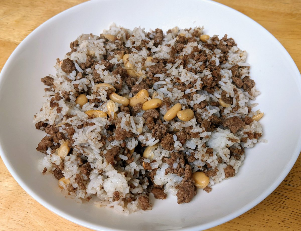 Bison, cannelloni beans, rice, salt, MSG.

Health food

#ToxicBileParadigm