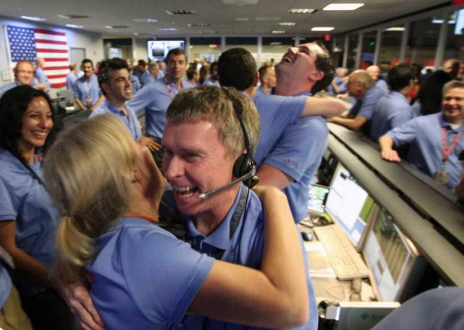 ndotdiab's tweet image. prize picks headquarters watching Luka &amp;amp; Banchero sell the world 😭