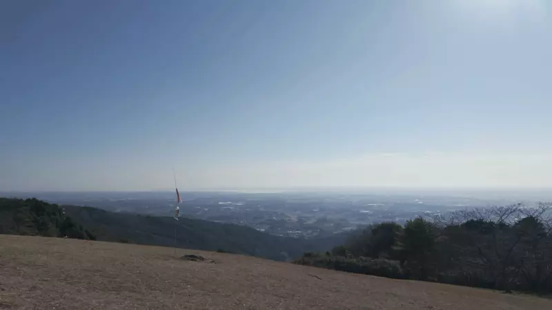 YAMATABITABI's tweet photo. YouTuberの山下さんシリーズ！

今回は #茨城県 の低山 #小町山（こまちやま）です。

「【小町山】ピクニック気分で低山ハイキング｜夫婦で楽しむ茨城の低山」
https://t.co/tGepCIgXXW https://t.co/CIxIjqeqac