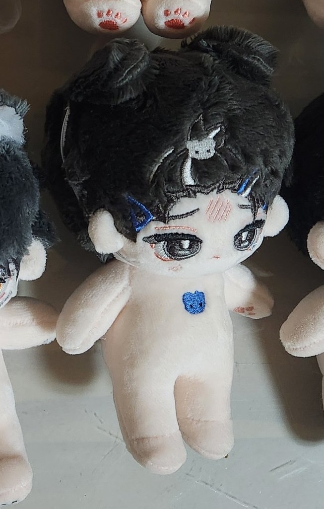 TOOv5n's tweet photo. @min5752_ 안녕하세요. 혹시 이 아이 남아있을까요? 
+남아있다면 혹시 10깅인지 20깅인지 확인 부탁드립니다ㅠ https://t.co/JttrWka0v0