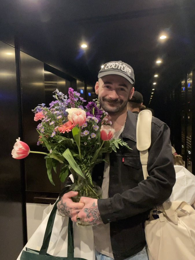 soupinthering's tweet image. 