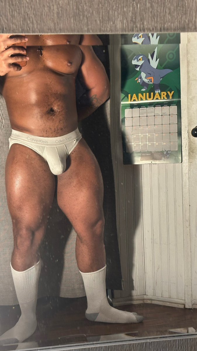 The first tighty whitie tuesday of the year really sets the tone. Arctibax and I couldn’t miss out