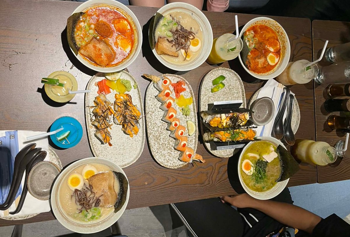 LumbaAldrin's tweet photo. about last night after duty thank you ken alang sawa tunay ko kaluguran insert john paul miss you pare muli naka libot tana 🥰, sana apasaya dakayo ke simple treat ko kekayo gang makananu makabawi nako bagya 🙌

@ Buri Balibago Angeles City Pampanga x Cresendo Luisita https://t.co/5KFeiAnF4F