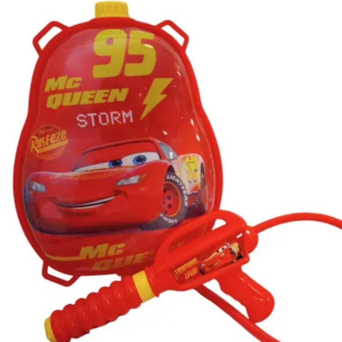 Uno de los regalos de reyes fue esta mochila con agua y estuvo real toda la tarde afuera disparando alejadísimo del concepto televisión recomiendo