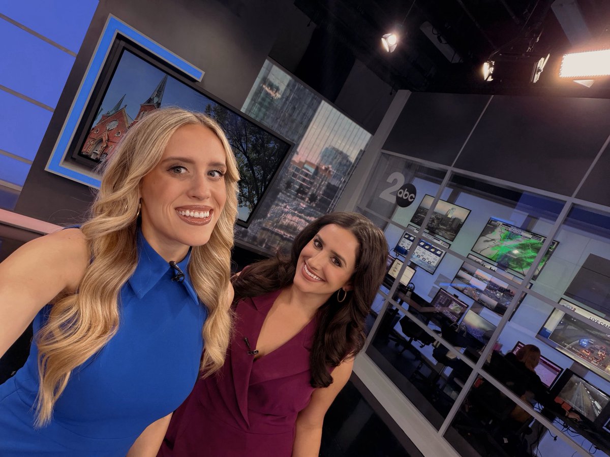 A day late but we are finally reunited on the anchor desk! Happy first full week of 2026 🎉🩵  <a href="/ToriGessnerTV/">Tori Gessner</a> <a href="/WKRN/">WKRN News 2</a>