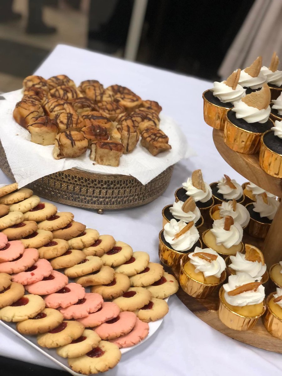 FoodChain382567's tweet photo. FoodChain On-Chain 🇿🇲 
We also offer catering services for you event.
Pay with your base wallet and get a discount and special offers for @baseapp users, order now!
📍 Livingstone, Zambia 
📩 foodchainonchain@gmail.com https://t.co/ruOteYMMJN