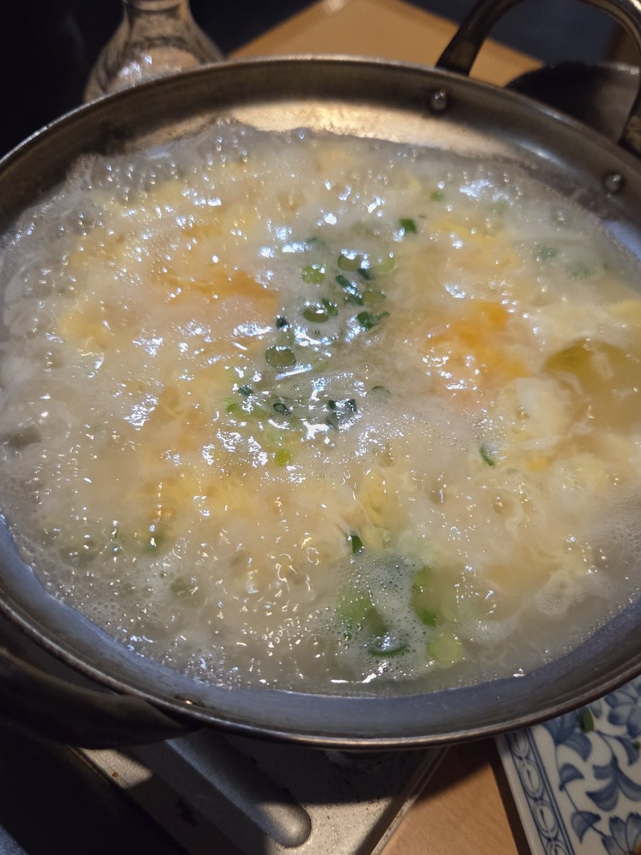 Jack5409271's tweet image. 赤貝とスズキ😋🐟
生タコ🐙のしゃぶしゃぶ
〆の雑炊も美味し過ぎた

ご馳走さまでした🙏