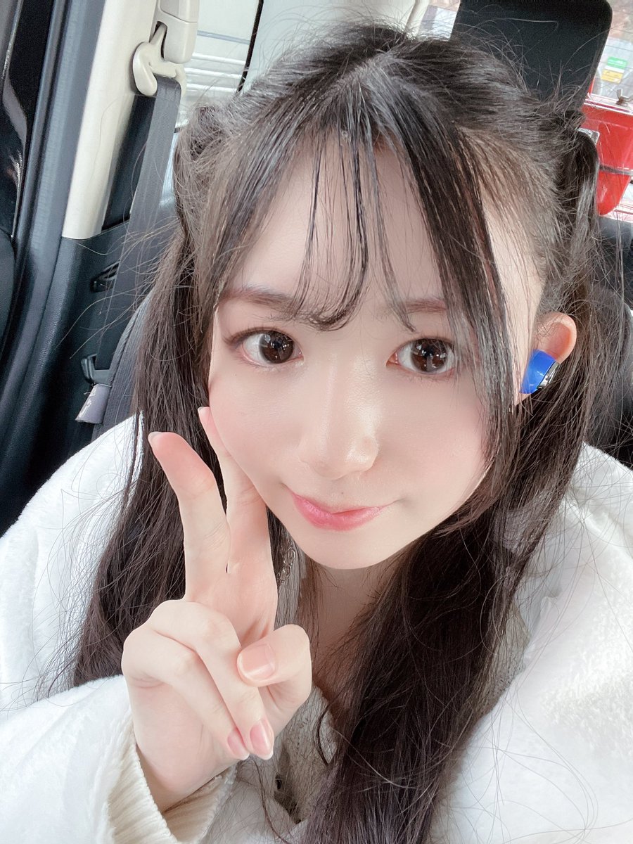 みんなおはみぃたん☀️

今日は水曜日！
冬休み最終日だよ〜😭
遠征がたくさんあったから本当にあっという間だったなぁ🤔

明日から頑張るために今日ものんびり頑張るぞ💪

今日も一日頑張ろう💪
 #サザクロ #アイドル #研修生 #新山瑞樹