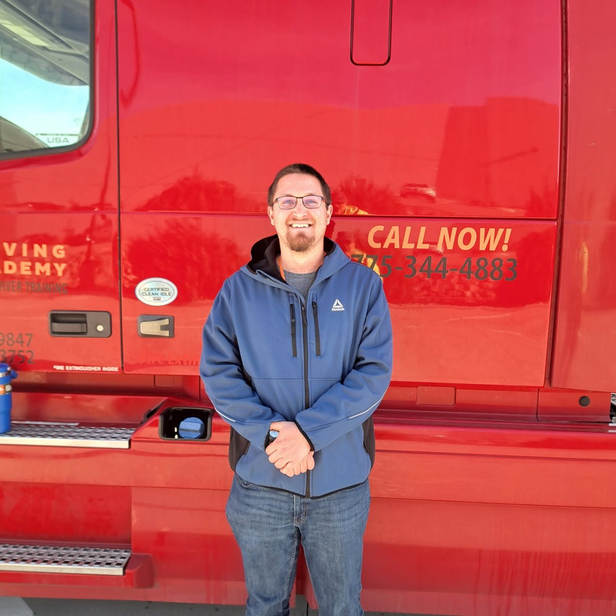160Driving's tweet image. The journey wasn’t easy, but the results speak for themselves.
Our newest CDL graduates from Reno have put in the work, stayed disciplined, and earned their place in the trucking industry.

At 160 Driving Academy, we’re proud to help turn commitment into careers. From the…