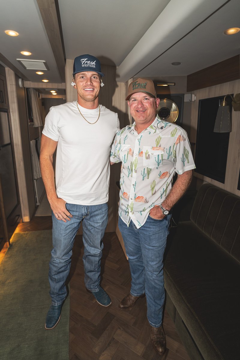 _FreshWestern's tweet image. Meet the founders of Fresh Western.
 Parker McCollum &amp;amp; Vic Keller. Built on hard work, real grit, and doing things the right way. The Western lifestyle isn’t just worth wearing. It’s worth protecting. Built to last. Stay Western.