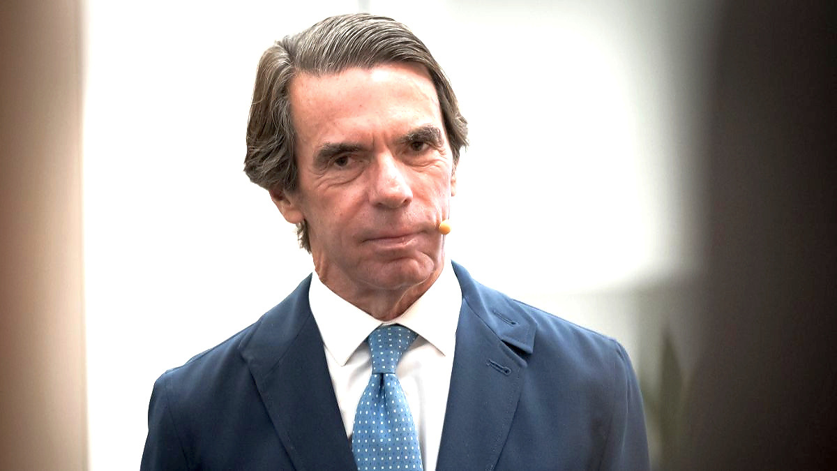 🎯 ¡La estrategia requiere paciencia y visión real! Criticar la cautela de Trump frente a Venezuela revela la miopía de FAES. Aznar olvida que la libertad no se impone con prisas, sino con planes sólidos que desmantelen el totalitarismo de raíz.

❖ Con detalle: