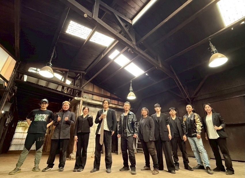 PiratesStunt's tweet photo. 18才の時にめちゃくちゃお世話になった諸
先輩方とご一緒できる幸せ。

あの時があるから今がある。

本当にお世話になったのを覚えております。

ありがとうございました‼︎

また何かでご一緒できるように精進していきます‼︎

最幸な2025年、今年も頑張るぞ‼︎‼︎ https://t.co/EOWXd5b06i