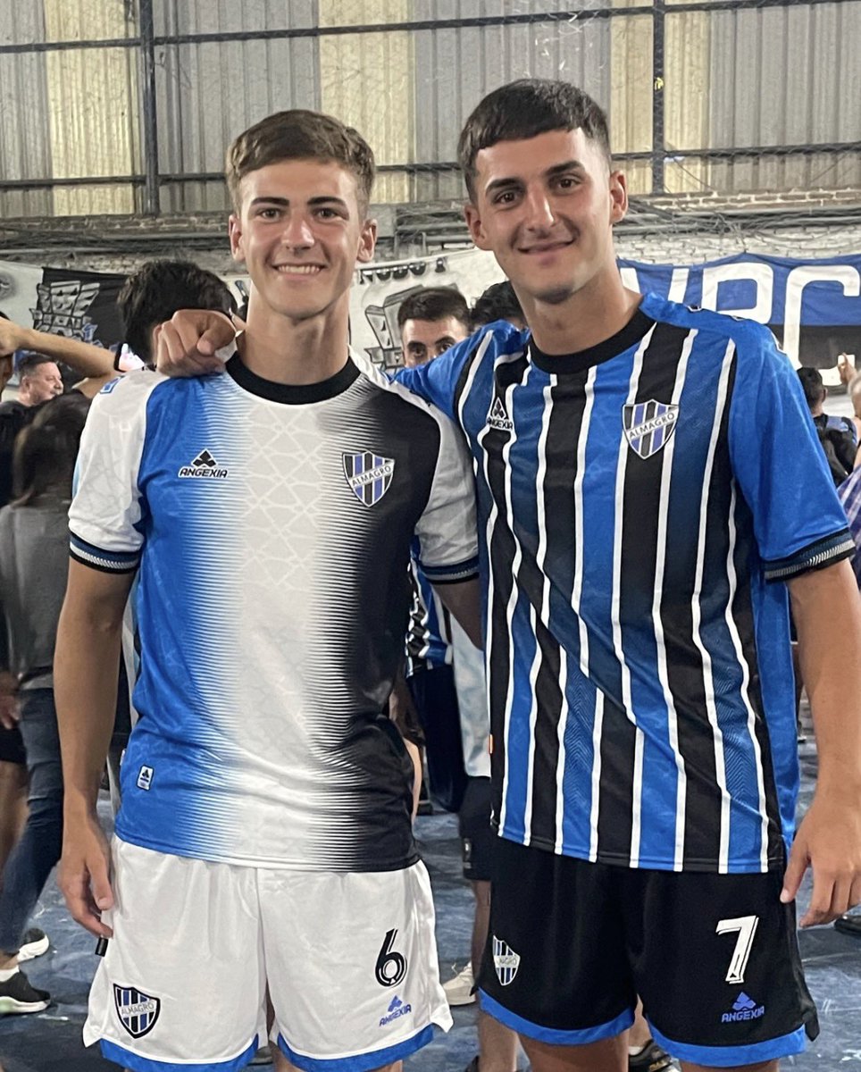 👕 Las camisetas que #Almagro utilizará esta temporada. 

❓ ¿Que te parecen?