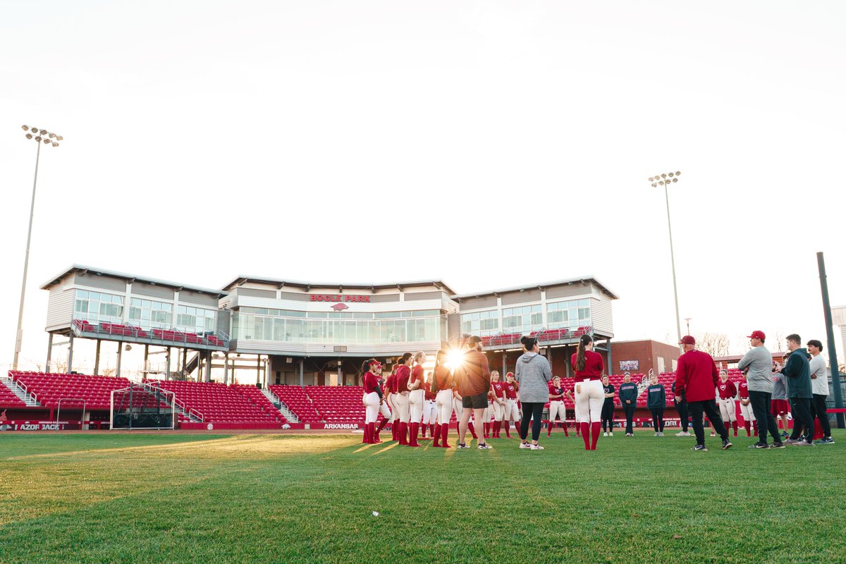 Arkansas Softball tweet media