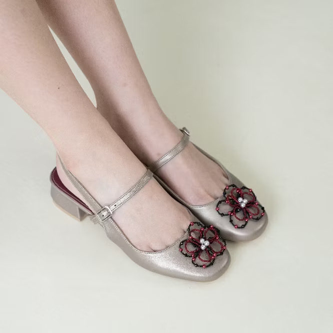 ailuasie's tweet photo. menemukan brand sandal/flatshoes dgn elegan looks!! https://t.co/O5fPRkTEFc