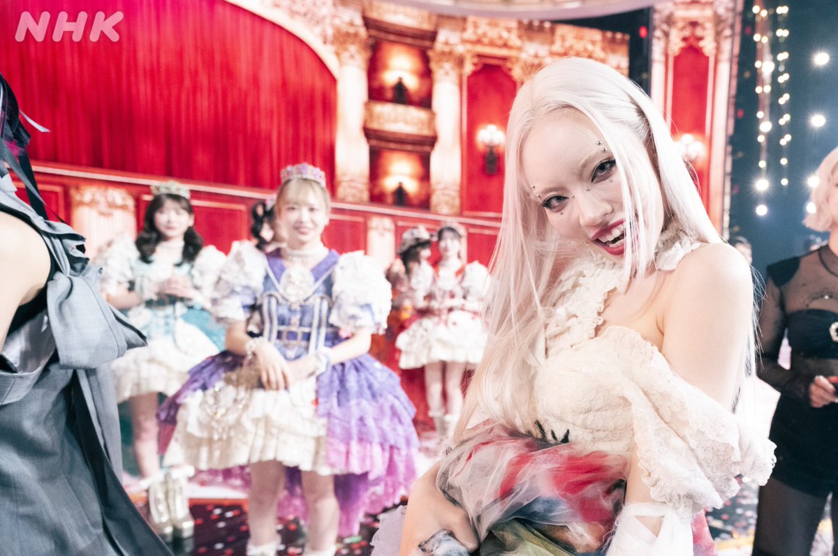 🔴━━━━━━━━━━━━⚪️ ┃ 第76回 #NHK紅白 ┃ ┃見逃し配信