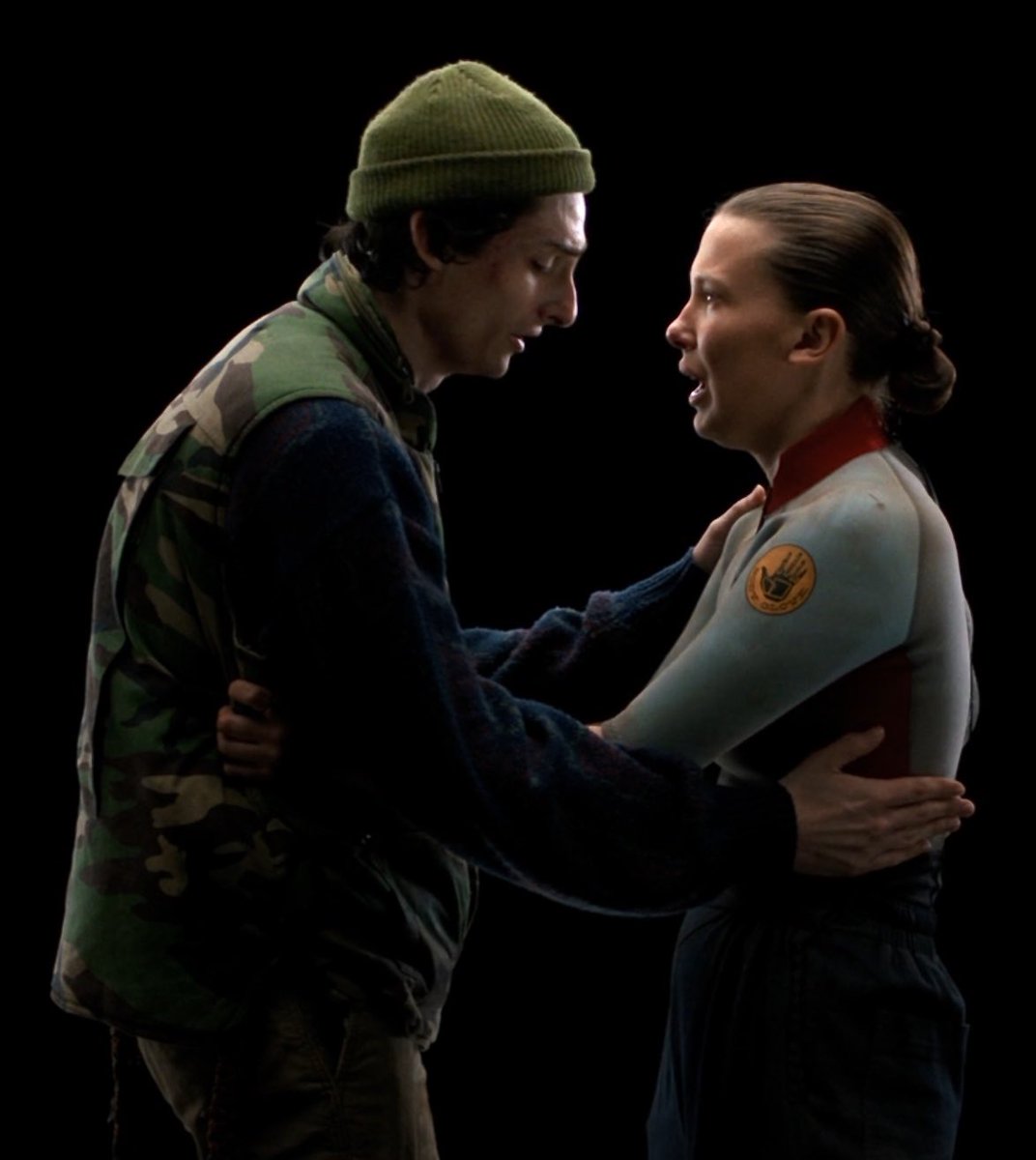 psieiko's tweet image. O FINN DEIXANDO CLARO QUE ELE NAO FICA DESCONFORTAVEL COM A MILLIE E SIM COM NOJO DE CENA MILEVEN KKKKKKKKKKKKKKKKKKKKKKKKKKKKKKKKKKKKKKKKKKKKKKKKKKKK