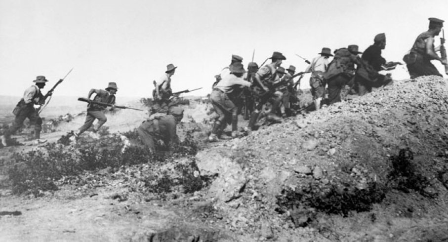 URDailyHistory's tweet image. 9 Jan 1916: The #Ottoman Empire defeats the Allies in the Battle of #Gallipoli during World War I. Britain's First Lord of the Admiralty’s, Winston Churchill, terrible blunder to try to open a second front fails. #WWI #History #OTD #ad amzn.to/399vcqd