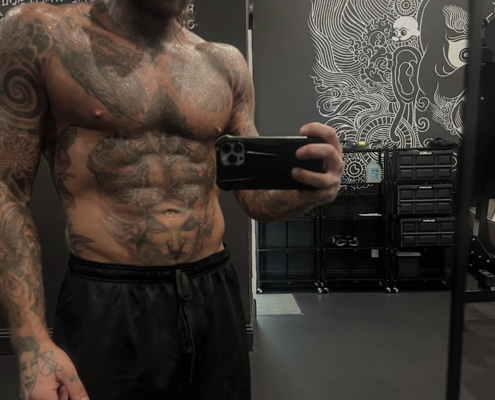 DeathsFinalNote's tweet image. I’ve been putting in work, I’m in the best damn shape of my life.

Good thing I got a good gym partner. @UnholyHades