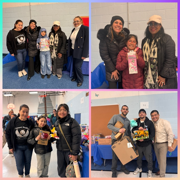 mirabal_school's tweet photo. It was all hands on deck as Nancy Maldonado and the Forever Smiling Foundation helped to bring smiles to our community !
#yonkerspublicschools
#mayormikespano
#yonkersmbk
#ypsunstoppable
#anibalsolerjr https://t.co/vYcKdYcaOX