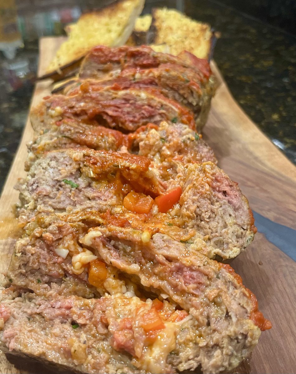 SMF904's tweet image. Stuffed Italian Meatloaf
#twittersupperclub