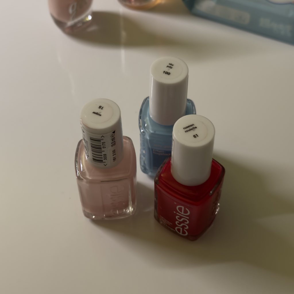 imroley's tweet image. 🩷🩵❤️