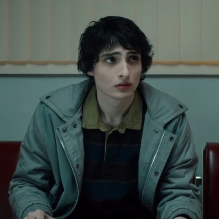 nooadore's tweet photo. oh mike wheeler don't make that face https://t.co/xizwFtM4XD