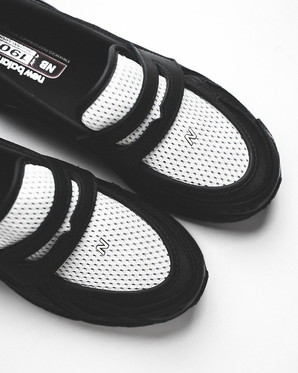 sneakerhack1's tweet photo. NEW BALANCE 1906L Loafer Black with angora U19068G9 

https://t.co/RtT2GQd6F6
ニューバランス公式オンライン1月7日10時発売https://t.co/gaLwCswtx1 PR https://t.co/PcZnb7upFx