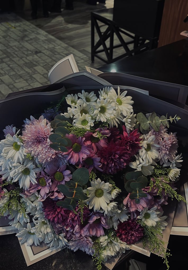 🍸 (@ohnocey) on Twitter photo 