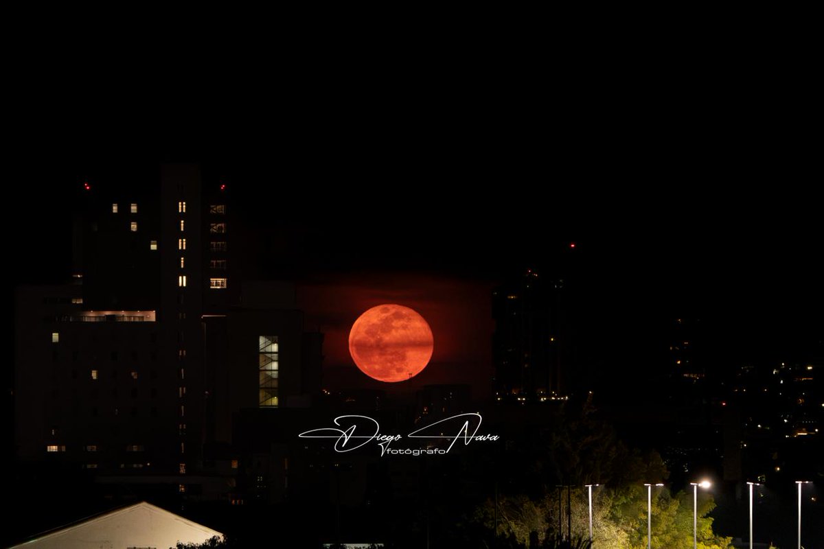 diegonava99's tweet photo. @alfonso_rivera @webcamsdemexico @qromunicipio @ADQueretaro Hola que tal , esa foto es tomada por un servidor . deberías de dar créditos correspondientes al autor . https://t.co/hWaiqxByM6