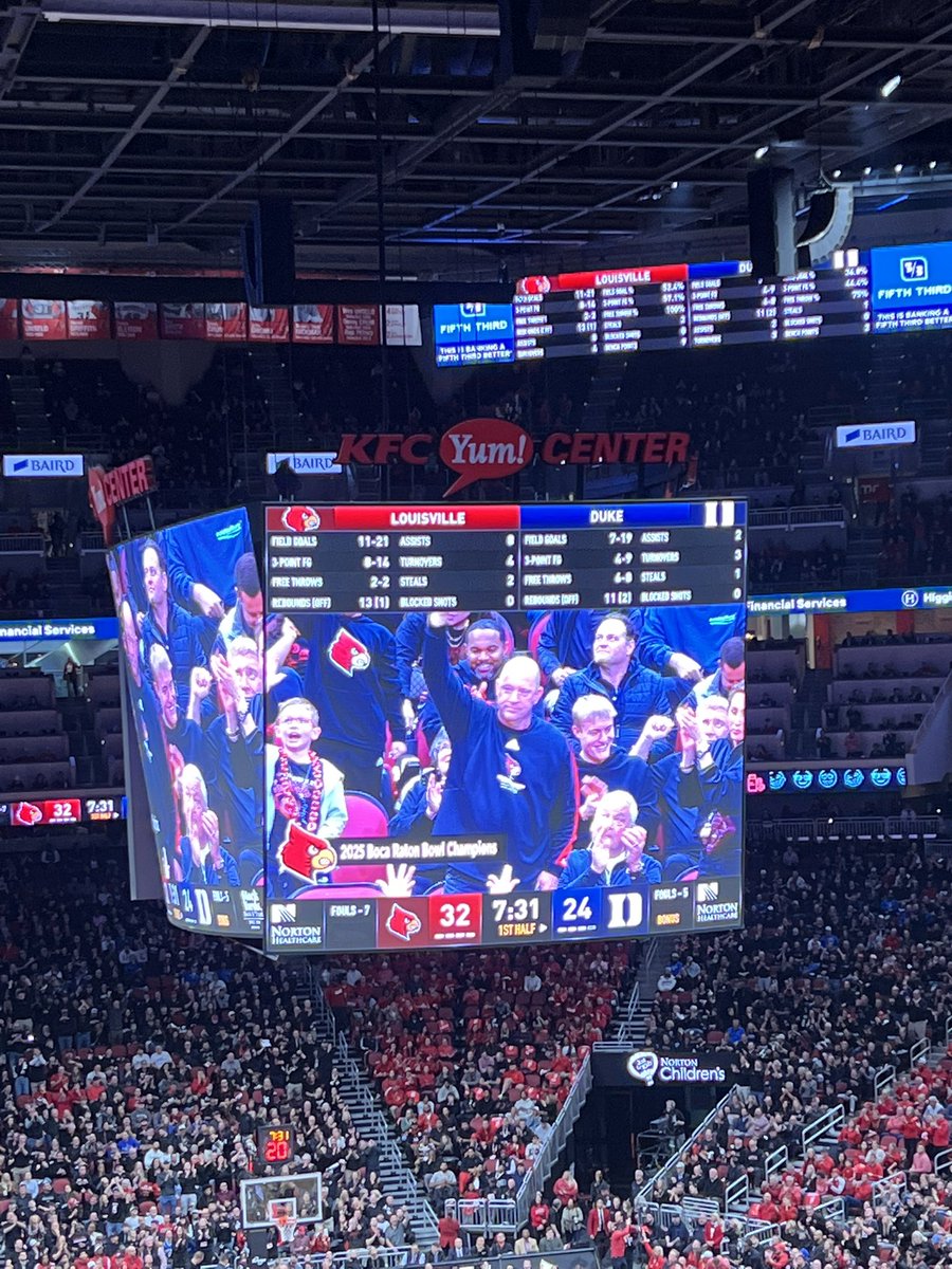 ULcody's tweet image. This guy doesn't sleep!