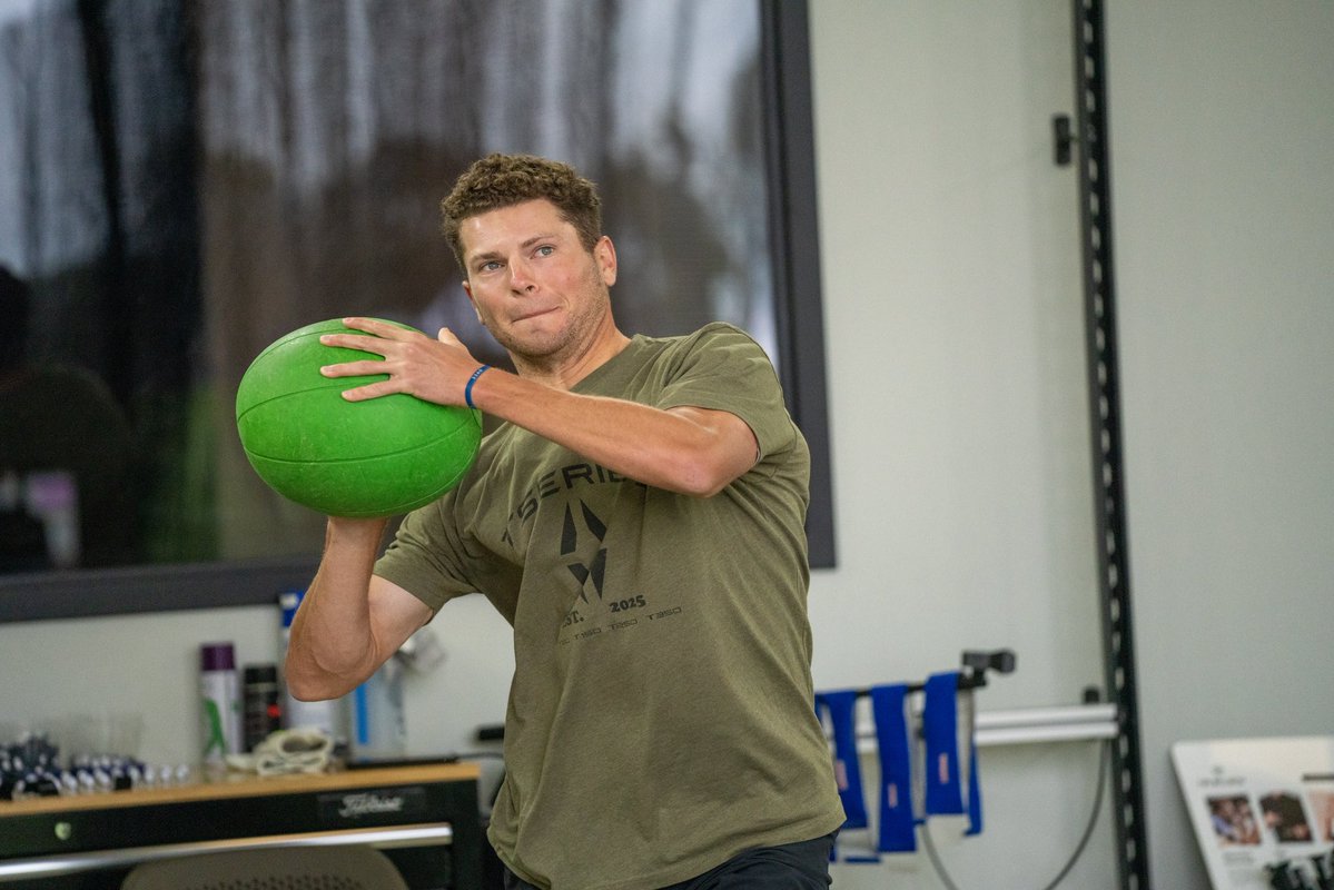 MyTPI's tweet image. When elite athleticism meets elite golf skills, you can get something like Michael Brennan.

A pleasure working with he and his team today, including longtime trainer @peakgolffitness and coach @AdamHarrellGolf 

In many ways, their process has been an embodiment of several…