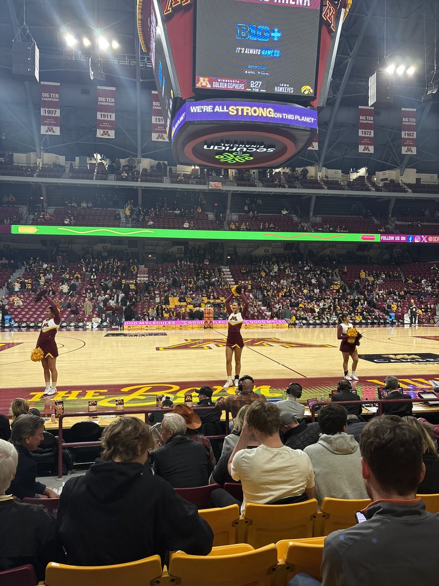 theanfpodcast's tweet photo. Home game for the pod.

Go Hawks! https://t.co/N77Rj0ZgcI