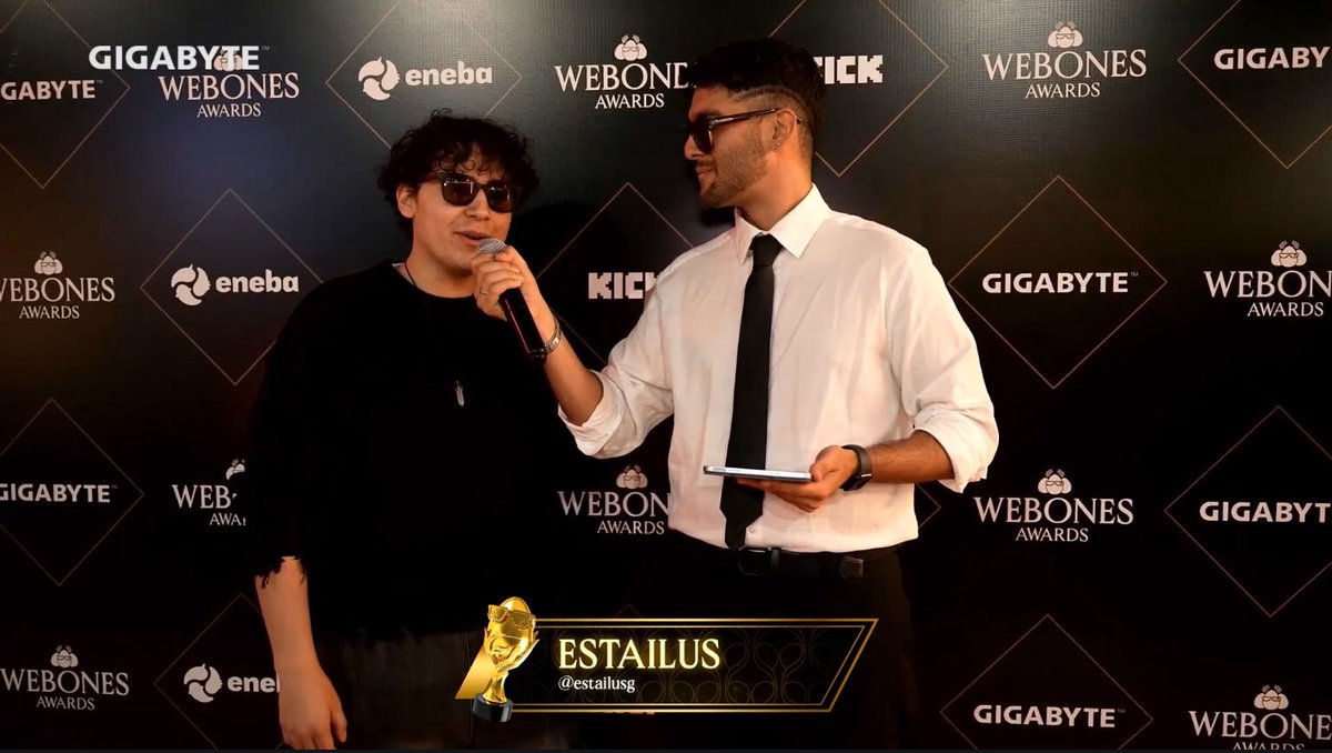 EstailusUpdate's tweet image. 🖥️❗️— | Estailus aparece en el stream de AQUINO para los WBNS AWARDS 2026 

kick.com/aquino

Recuerden leer las reglas del canal y ser respetuosos